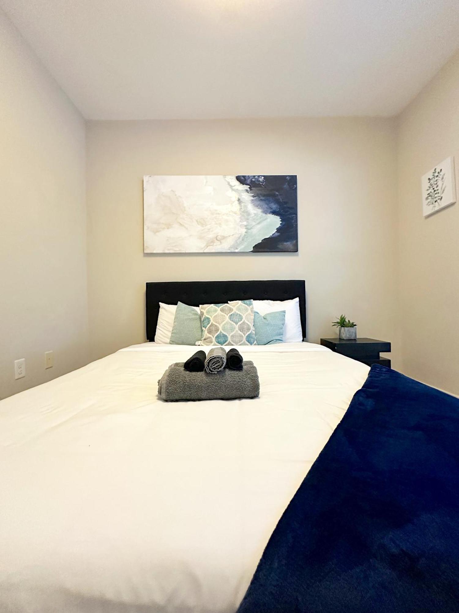 Modern Townhouse - 1 Min To Uptown Clt - Walk To Restaurants Villa Charlotte Exterior photo