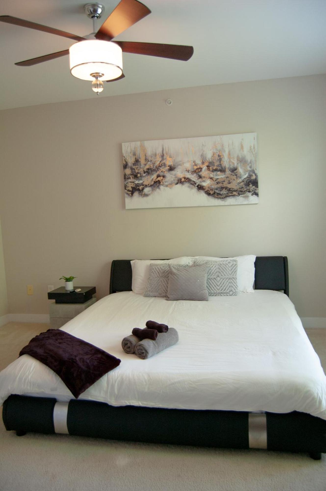 Modern Townhouse - 1 Min To Uptown Clt - Walk To Restaurants Villa Charlotte Exterior photo